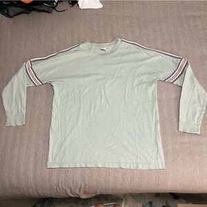 Urban Outfitters Light Green Crewneck T-Shirt